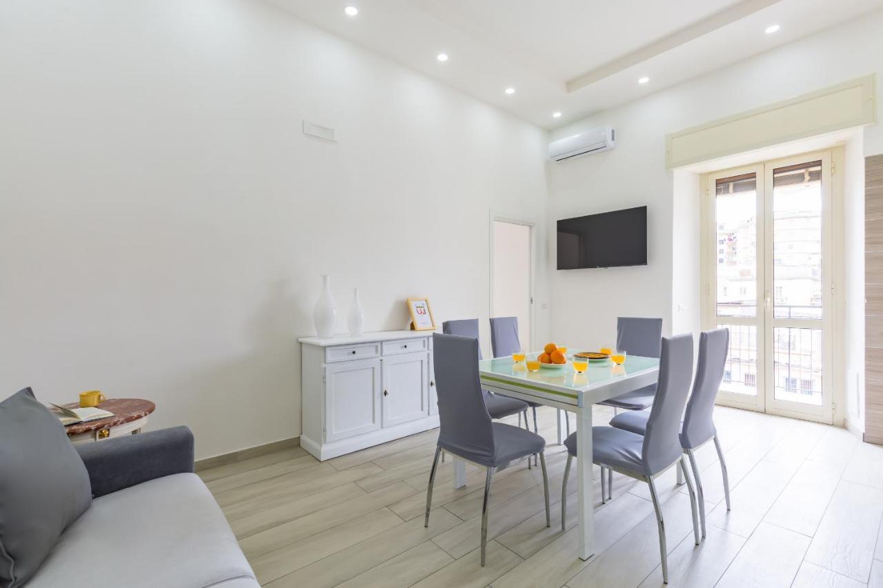 Chiara Modern Apartment By Wonderful Italy 나폴리 외부 사진