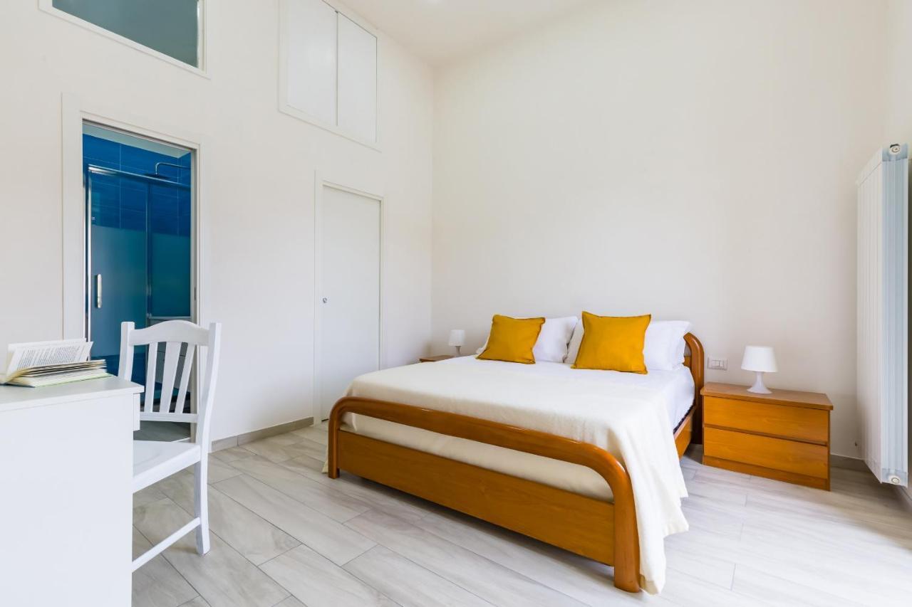 Chiara Modern Apartment By Wonderful Italy 나폴리 외부 사진