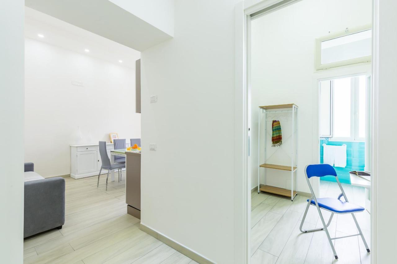 Chiara Modern Apartment By Wonderful Italy 나폴리 외부 사진
